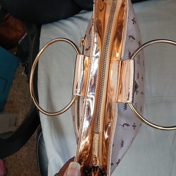 Vintage Y2K Baby Phat Rose Gold and Brown Handbag With Detachable Long Strap - Picture 5 of 9